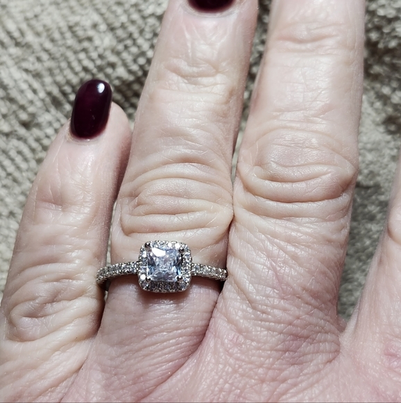 Silver 💍 Ring Cubic Zirconia Halo Ring - Picture 7 of 10